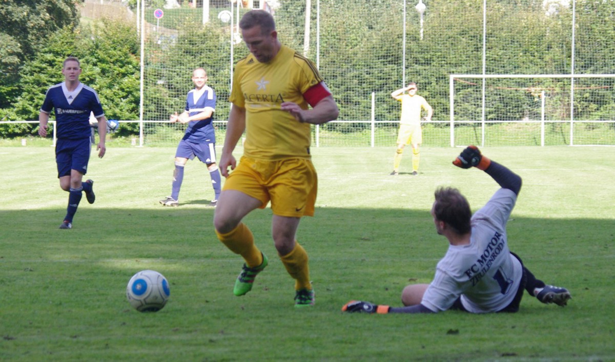 Fotos sind online: FSV Schleiz - FC Motor Zeulenroda