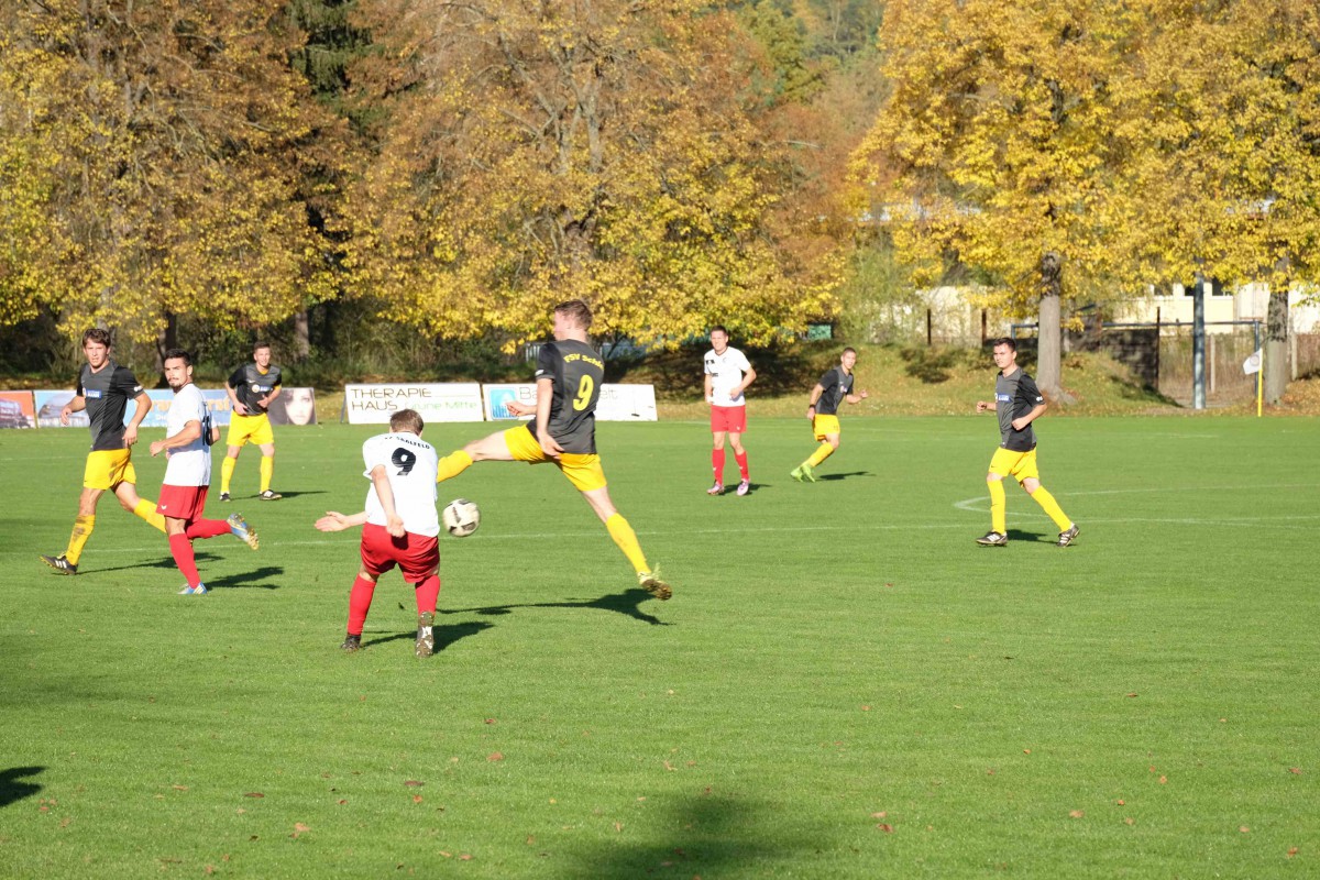 Ein Spiel - zwei Meinungen!!! (Bericht des FC Saalfeld)