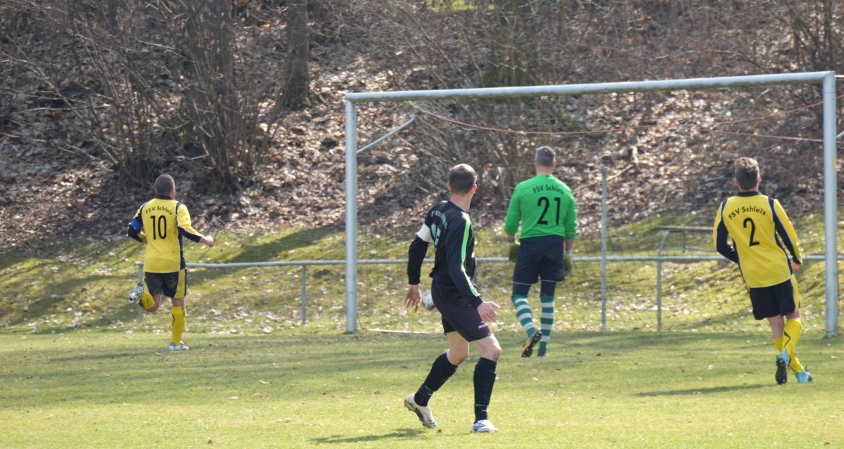 Fotos sind online: FSV Schleiz II - FV Rodatal Zöllnitz