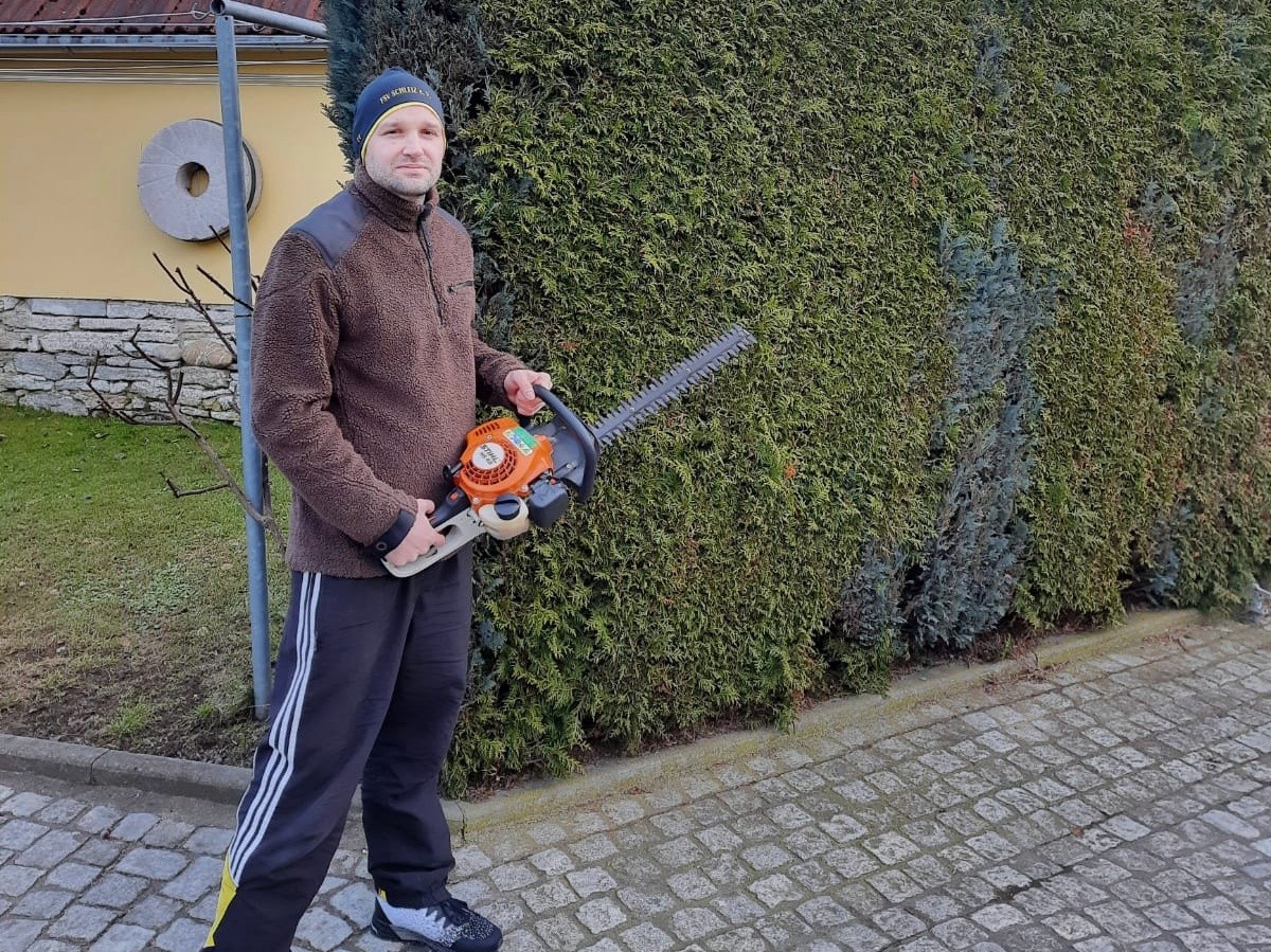 Leben & Leiden im Lockdown: Stanko in Vorbereitung auf den dreibeinigen Spagat