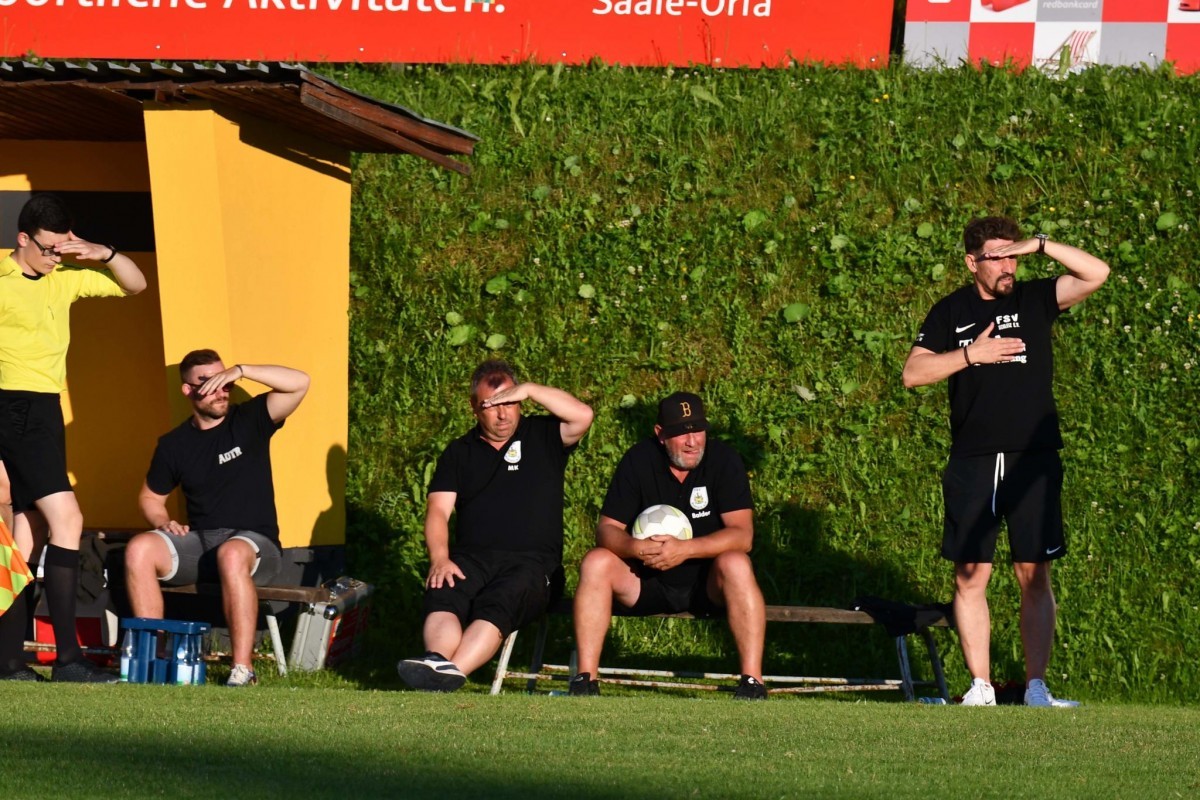 Fotos sind online: FSV Schleiz - SV BW 90 Neustadt