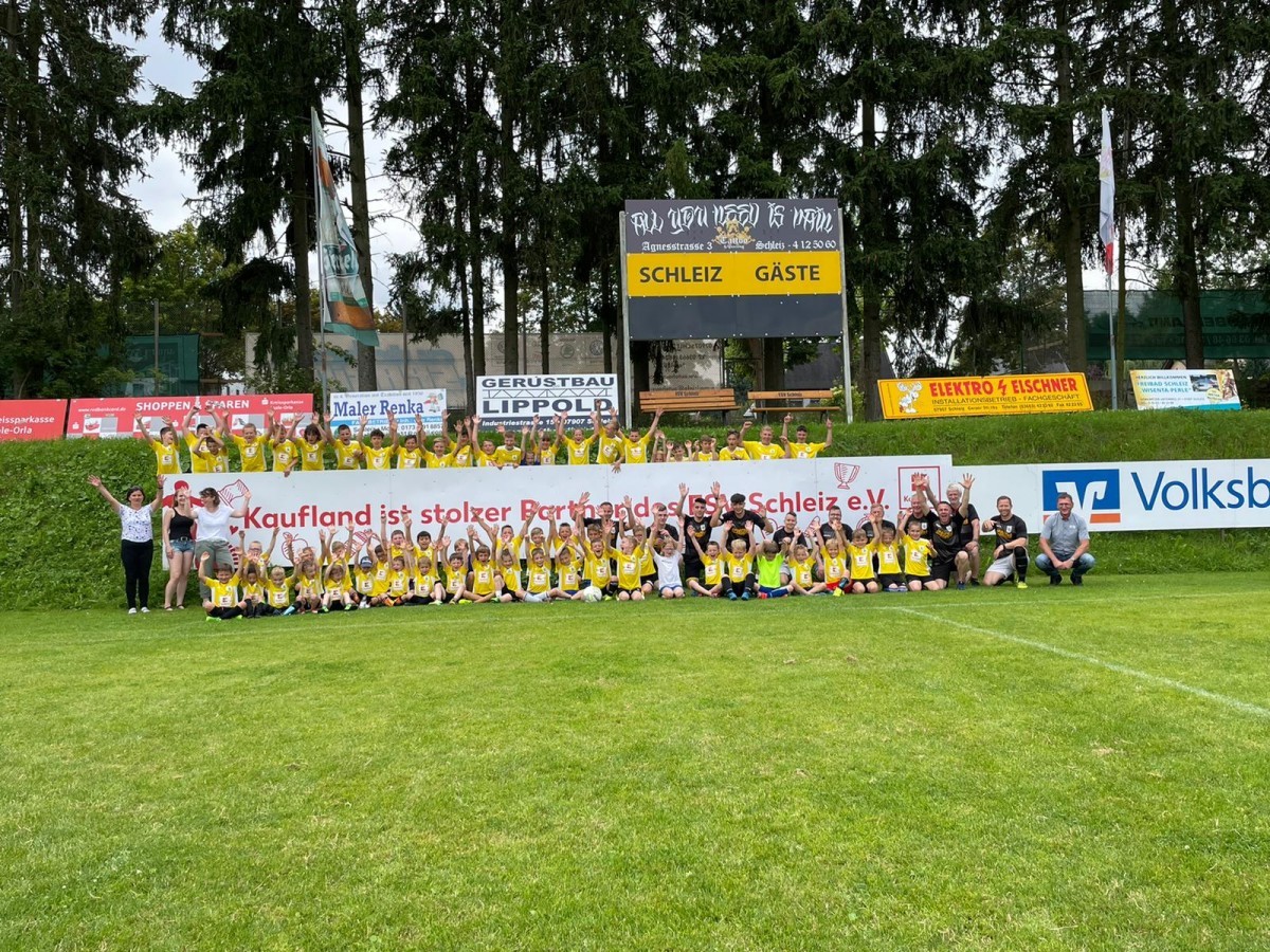 Bald ist es endlich wieder soweit: Fußballferiencamp im Sommer