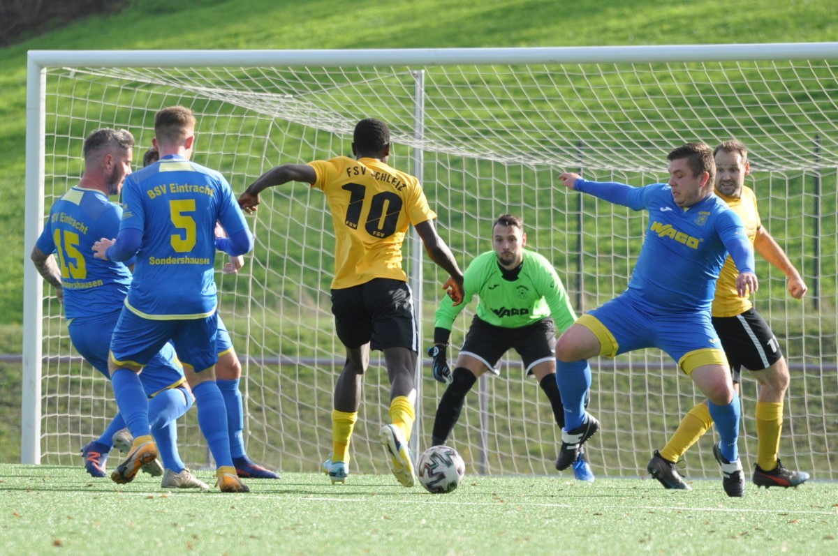 FSV Schleiz entführt trotz 0:2-Rückstand einen Punkt aus Sondershausen