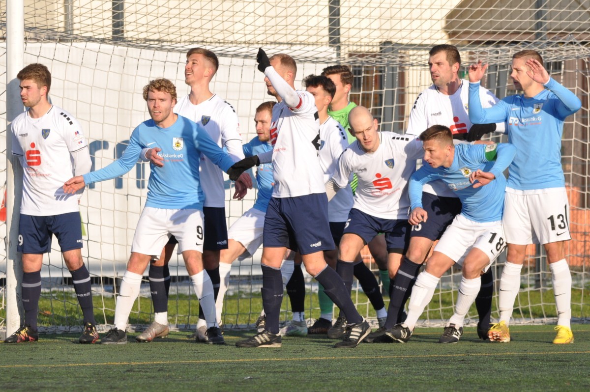 Zwischen Freude und Enttäuschung: FSV Schleiz punktet beim 2:2 in Arnstadt