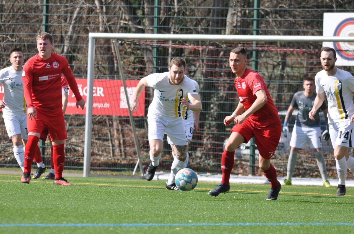 Auf der Suche nach Stabilität: FSV Schleiz erwartet offensivstarke SG Struth