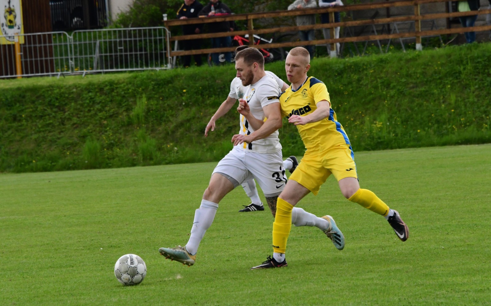 Heimsieg über Sondershausen: Schleiz mit großem Schritt Richtung Ligaverbleib
