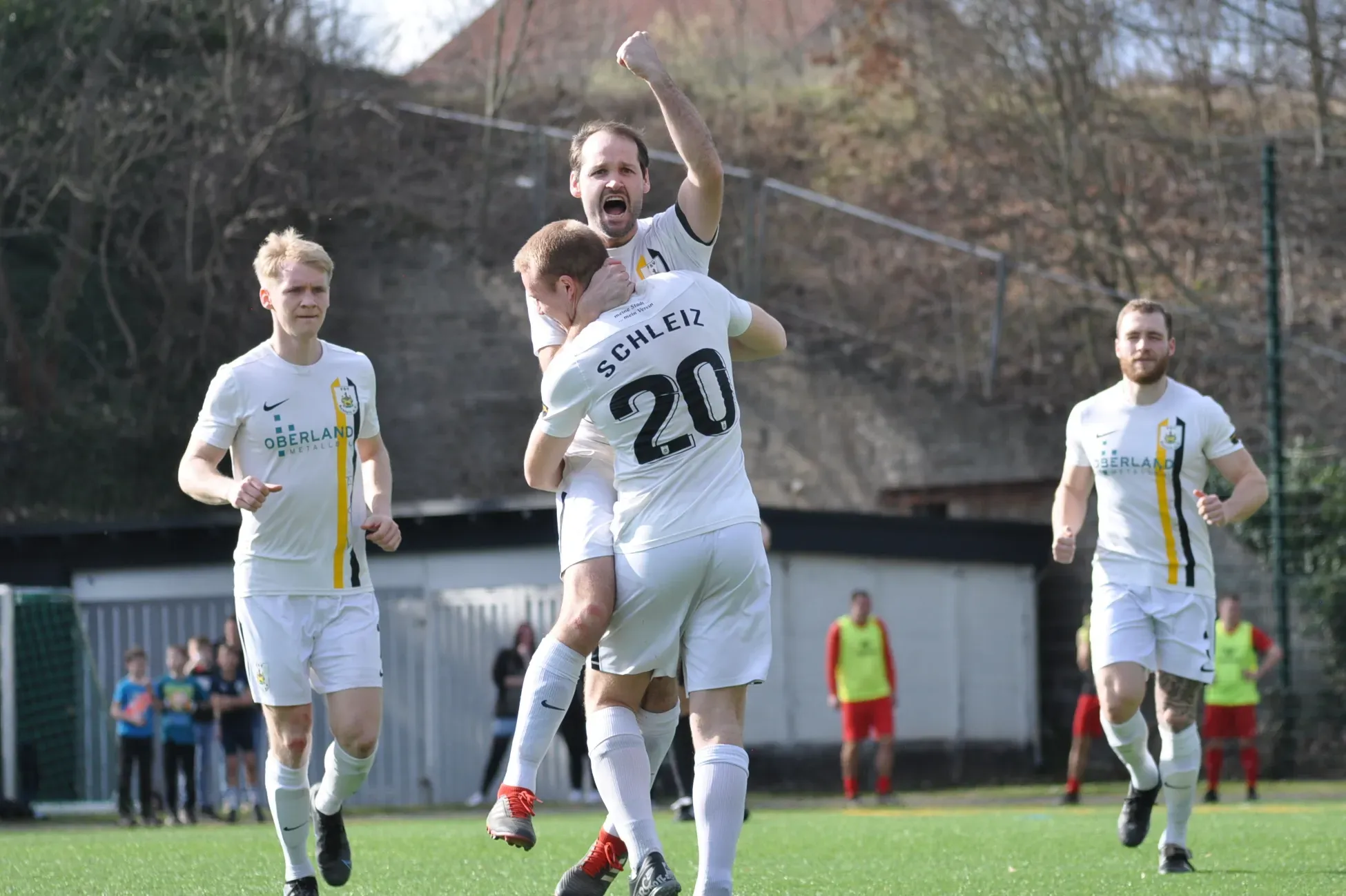 Eine große Lücke klafft (nicht nur) zum Liga-Auftakt: Chapeau, Markus Porst!