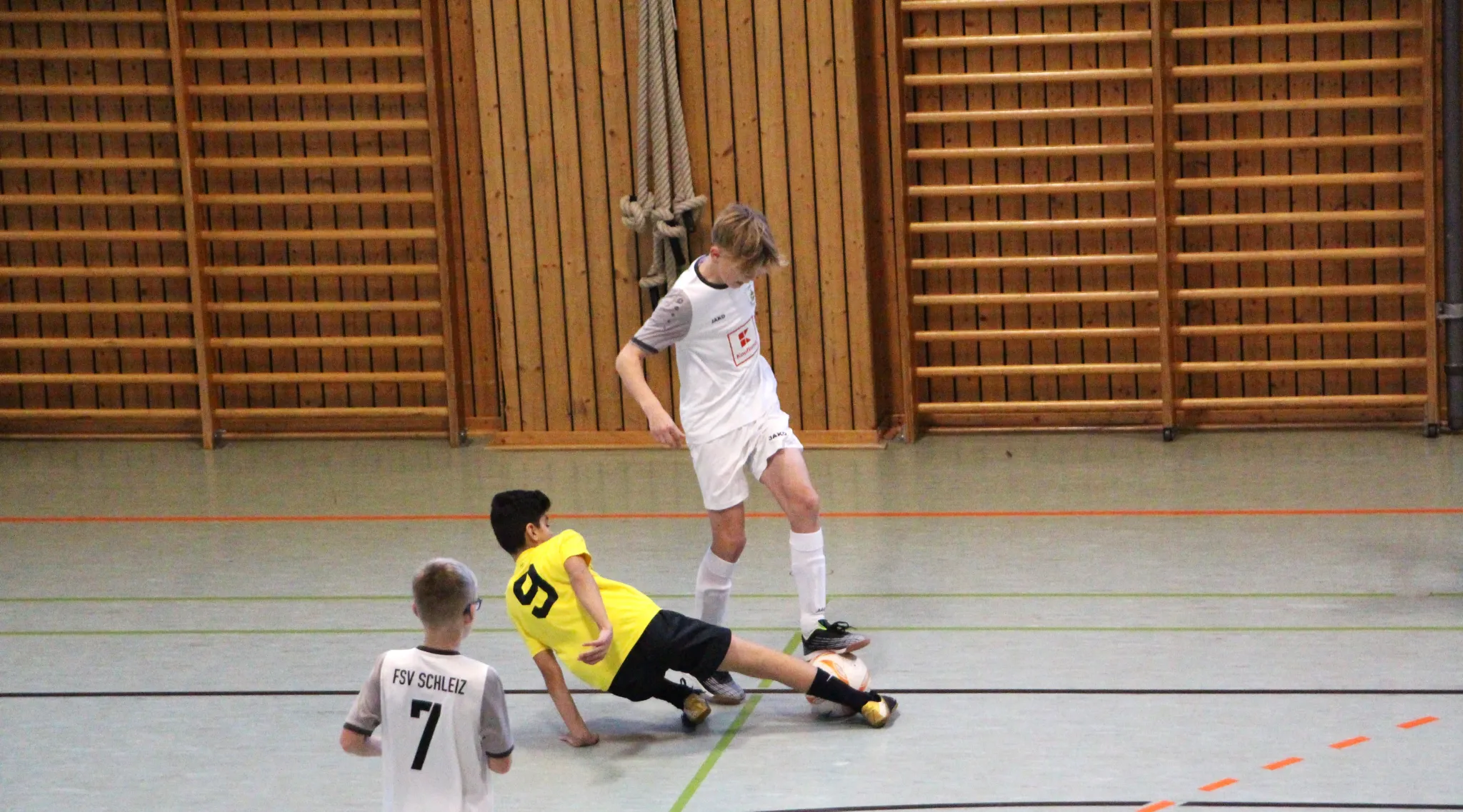 Schuldenfrei in 2024 (II): Schleizer Hallen-Cup (Teil 1)