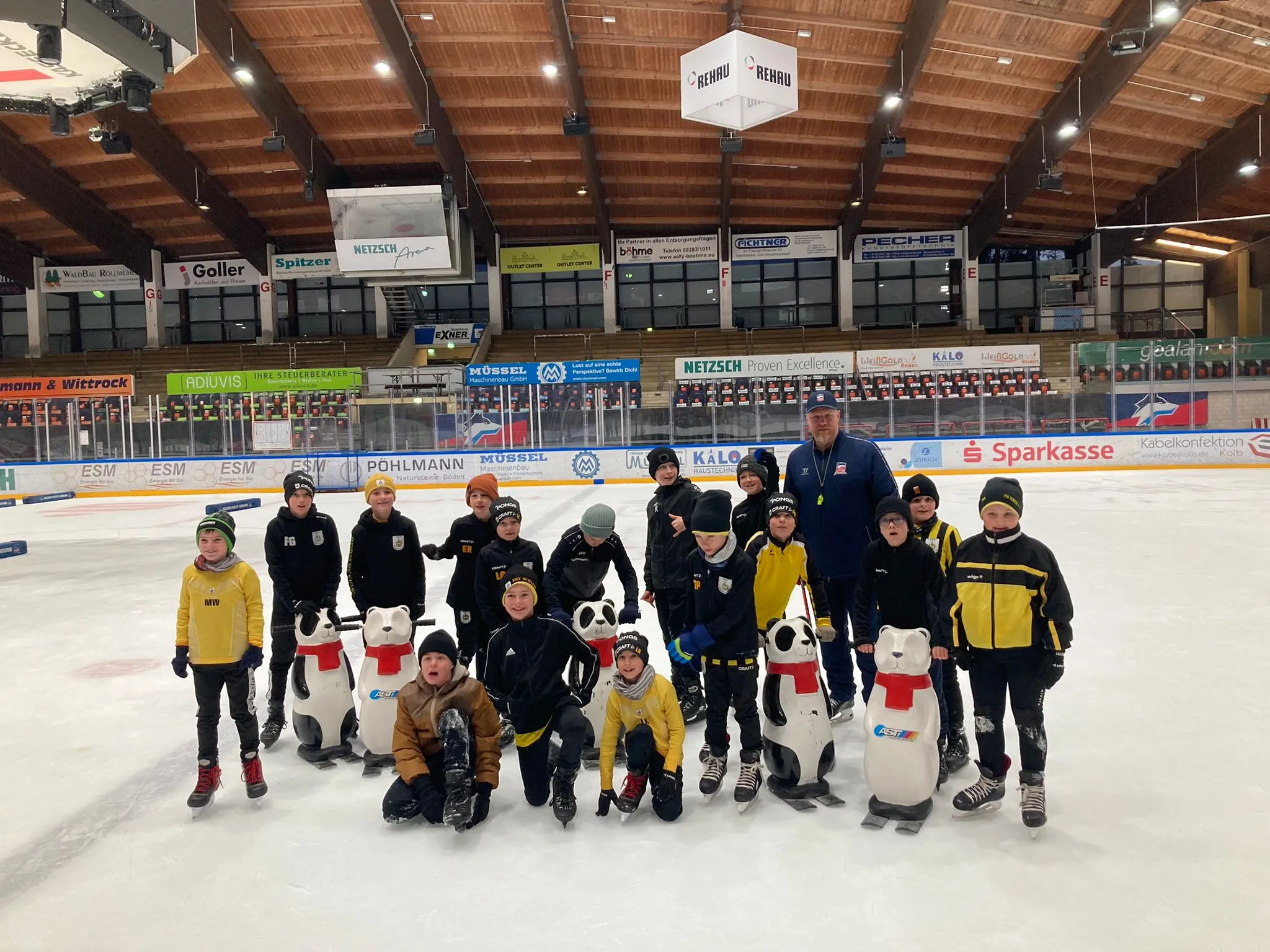 E-Junioren zu Gast beim VER Selb