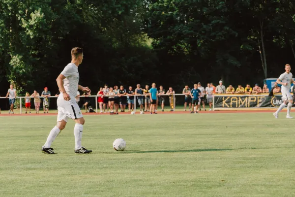 Oberliga-Playoff: Arnstadt – Schleiz (L. Broßmann)