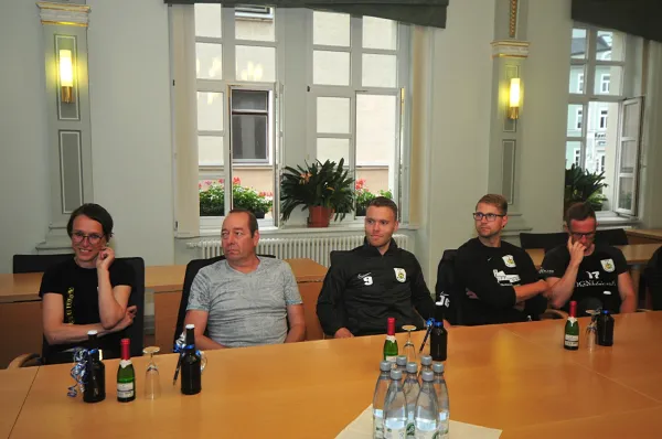 Bürgermeister empfängt FSV Schleiz im Rathaus