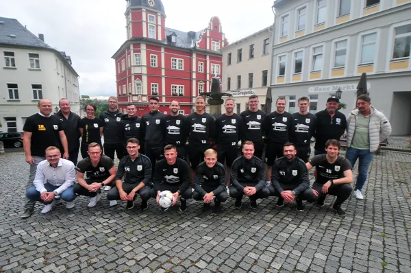Bürgermeister empfängt FSV Schleiz im Rathaus
