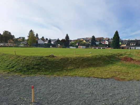 Bauphase Kunstrasen - Teil 1 (St. Strauß)