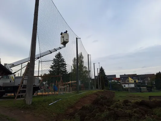 Bauphase Kunstrasen - Teil 1 (St. Strauß)
