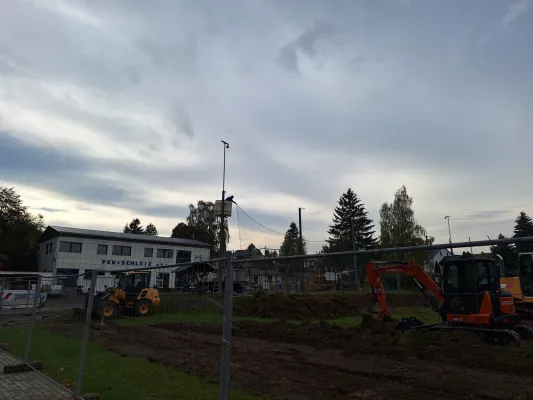 Bauphase Kunstrasen - Teil 1 (St. Strauß)