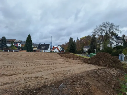 Bauphase Kunstrasen - Teil 1 (St. Strauß)