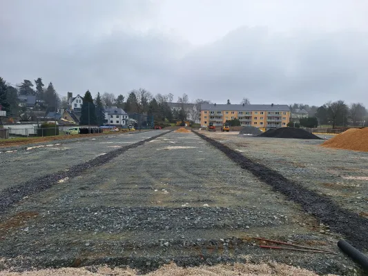 Bauphase Kunstrasen - Teil 1 (St. Strauß)