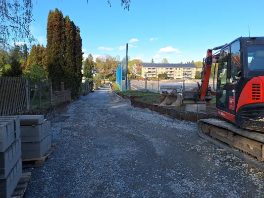 Bauphase Kunstrasen - Teil 2 (St. Strauß)