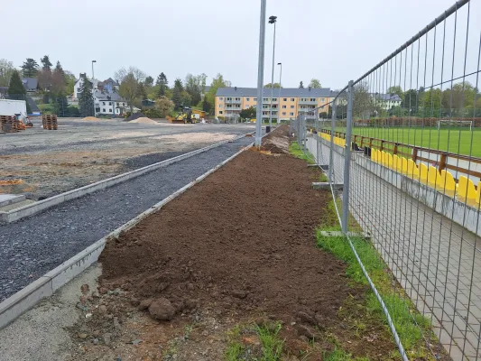 Bauphase Kunstrasen - Teil 2 (St. Strauß)