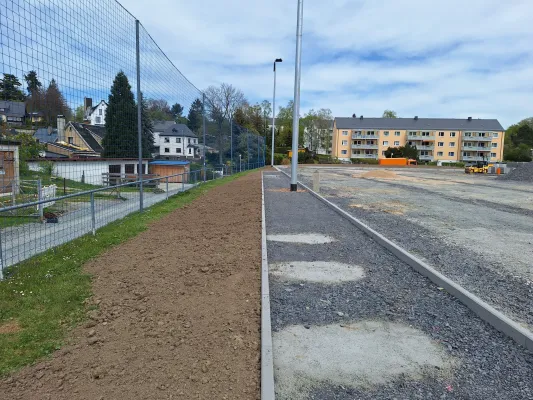 Bauphase Kunstrasen - Teil 2 (St. Strauß)