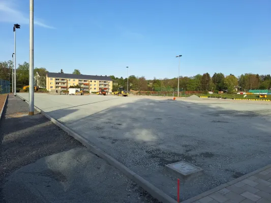 Bauphase Kunstrasen - Teil 2 (St. Strauß)