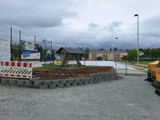 Bauphase Kunstrasen - Teil 2 (St. Strauß)