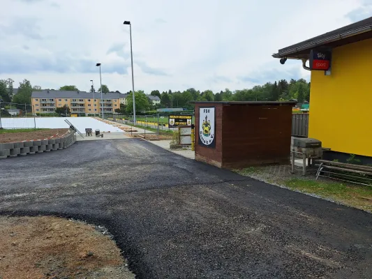 Bauphase Kunstrasen - Teil 2 (St. Strauß)