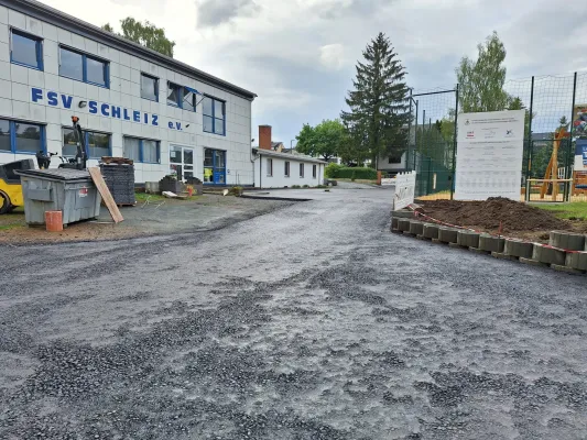 Bauphase Kunstrasen - Teil 2 (St. Strauß)