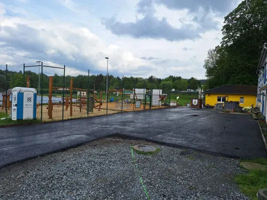 Bauphase Kunstrasen - Teil 2 (St. Strauß)