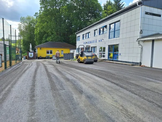 Bauphase Kunstrasen - Teil 2 (St. Strauß)