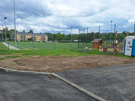 Bauphase Kunstrasen - Teil 2 (St. Strauß)